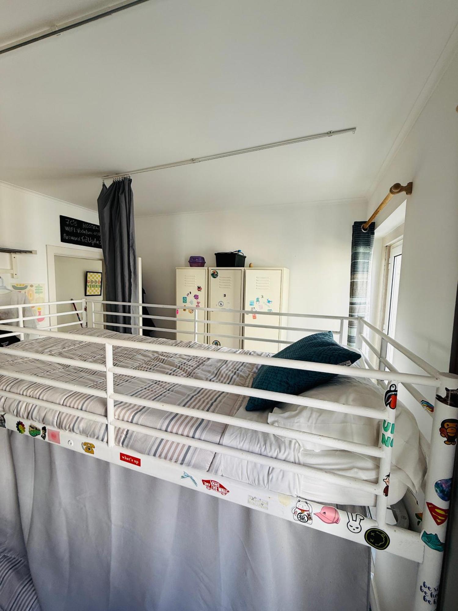 70'S Hostel เอริเซรา ภายนอก รูปภาพ
